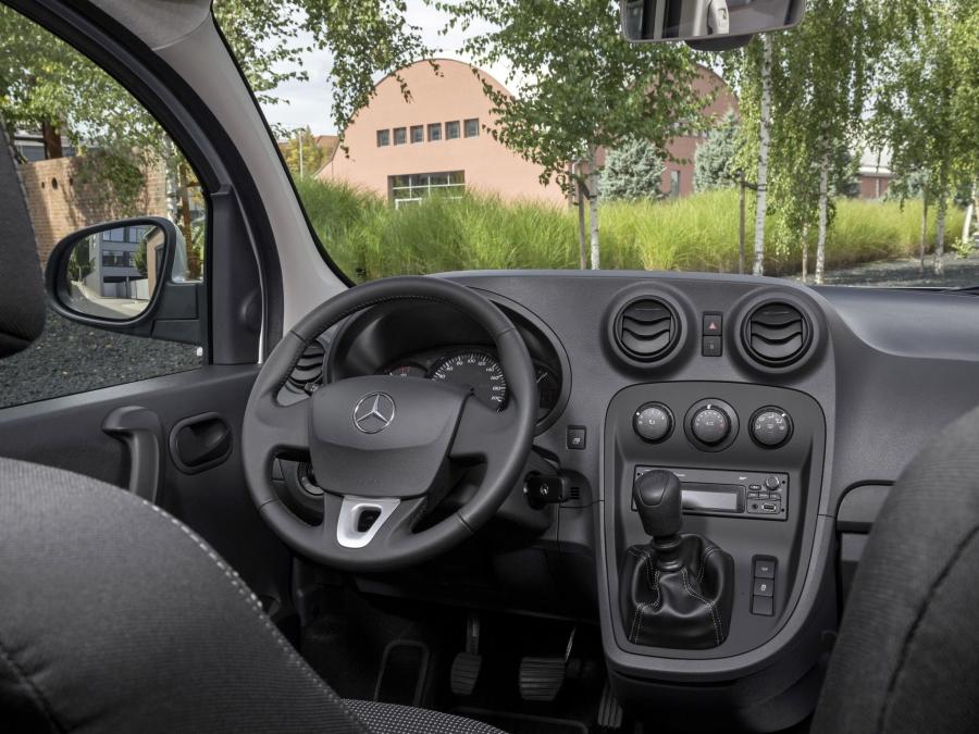  Mercedes-Benz Citan 2012 года  (фото 18 из 26)